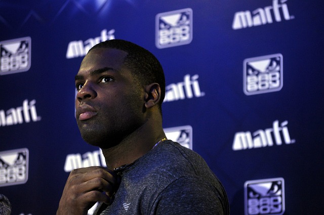 临危不乱 临危不乱